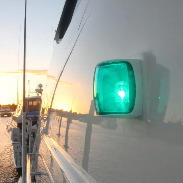 hella-marine-naviled-pro-steuerbord-navigationslicht-starboard image 1